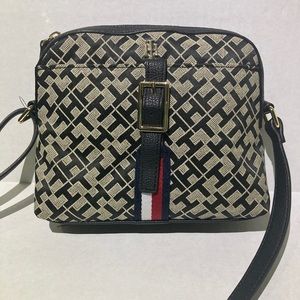 Tommy Hilfiger Crossbody Beautiful Bag